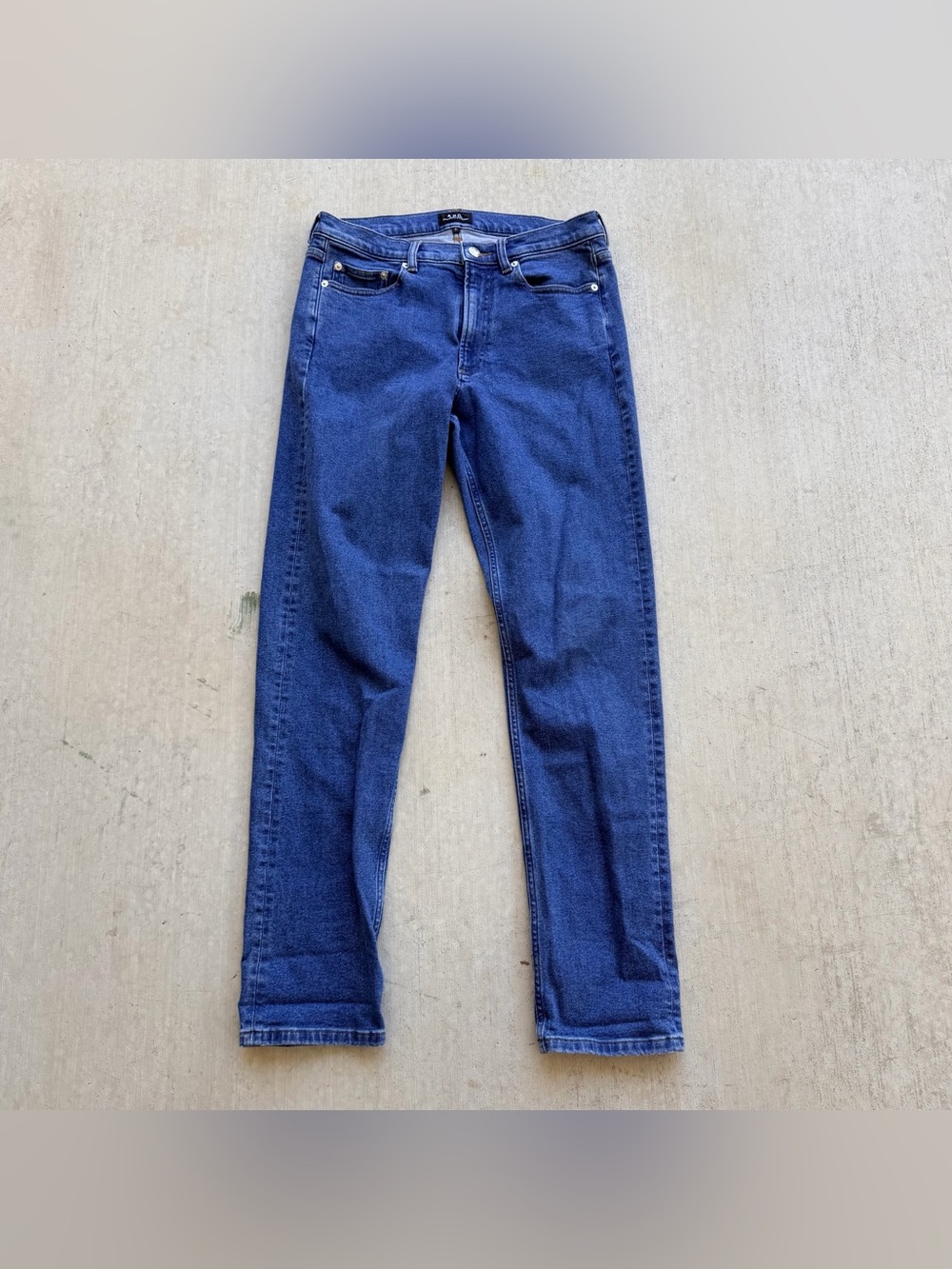 A.P.C. Jeans Mens Size 31x32 Middle Standard Medium Wash Zip Fly Straight